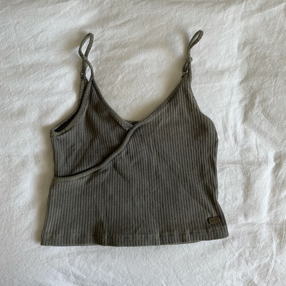 ARMY GREEN CROSSOVER TANK - Picture 2 of 4